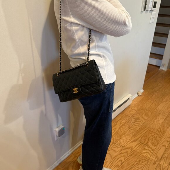 Chanel Caviar Medium Classic Double Flap Black - Picture 15 of 16